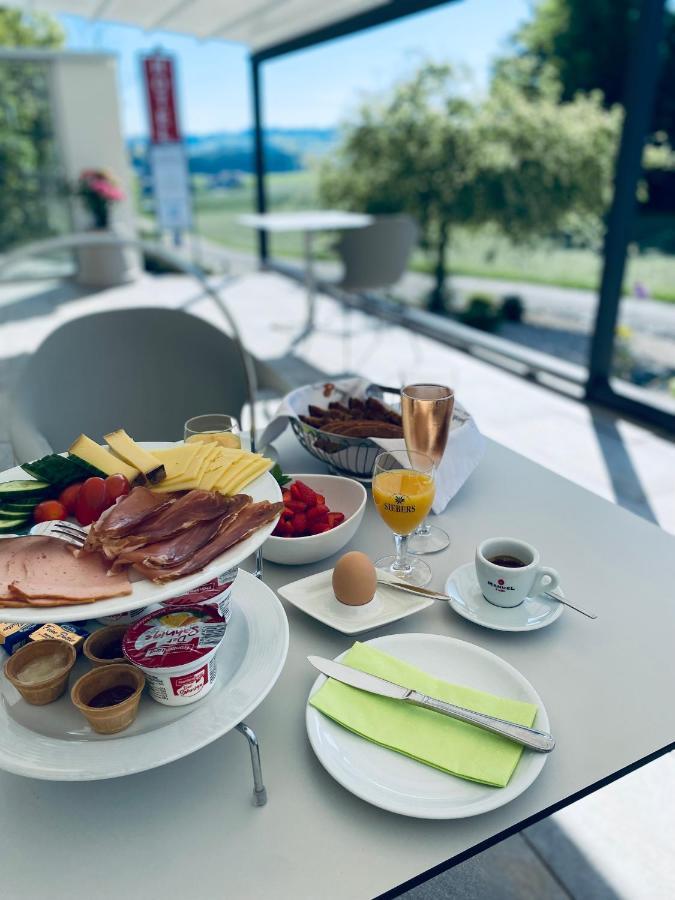 Landhotel Zerlaut Kißlegg エクステリア 写真