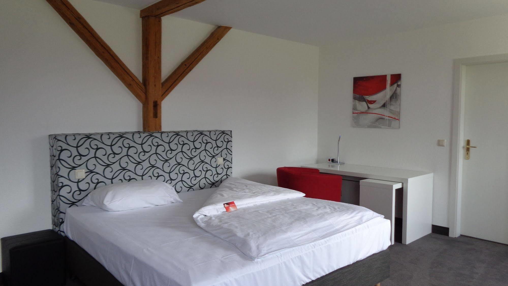 Landhotel Zerlaut Kißlegg エクステリア 写真